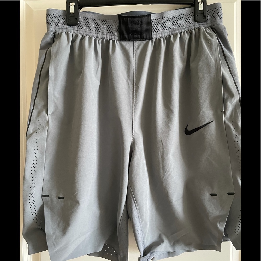 Nike Aeroswift Basketball Shorts